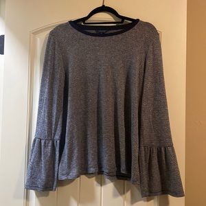 Bell sleeve top